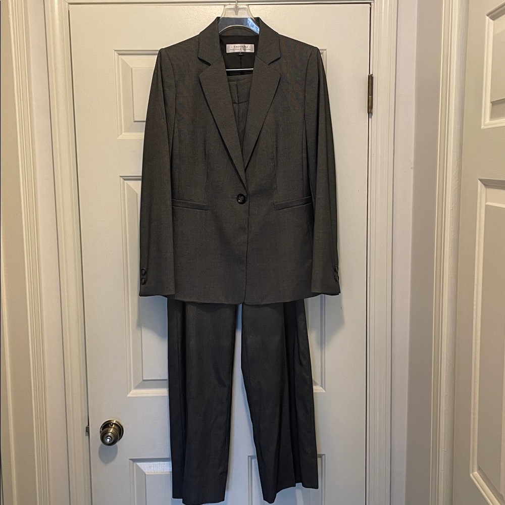 Tahari Gray Women's Pantsuit